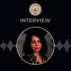 Portrait photograph of Stefanie Middendorf, on a black background, with the GHIL podcast symbol of a microphone and headphones in a circle.