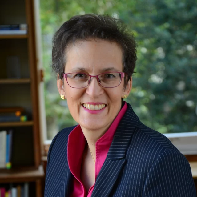 Portrait photograph of Christina von Hodenberg.