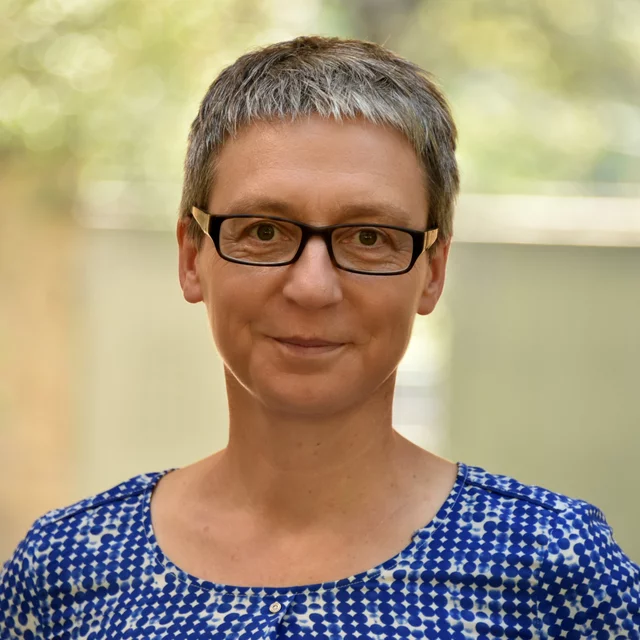 Portrait photograph of Anja Laukötter.