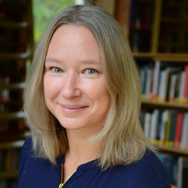 Portrait photograph of Ulrike Wessolek.