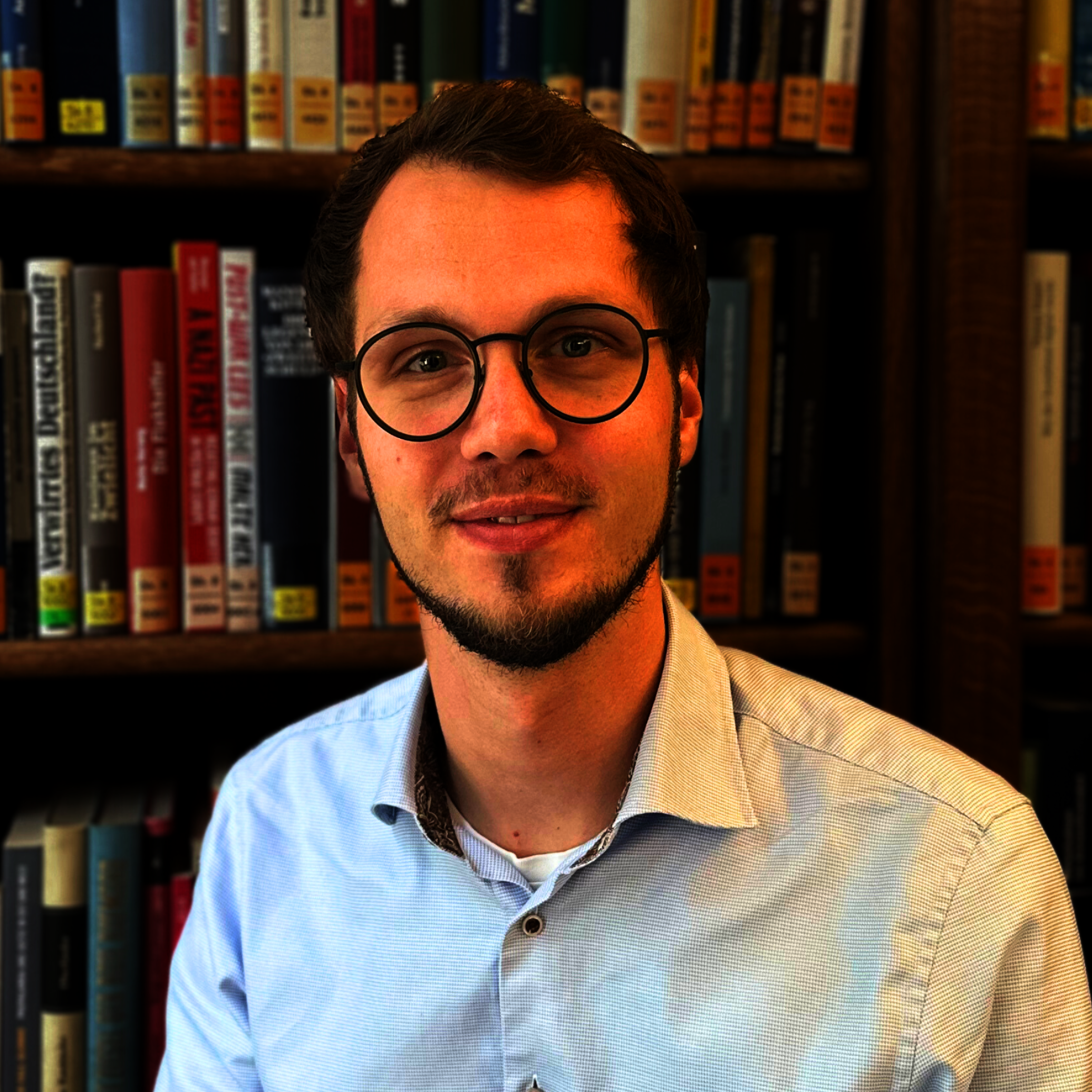 Portrait photograph of Thomas Kaal.