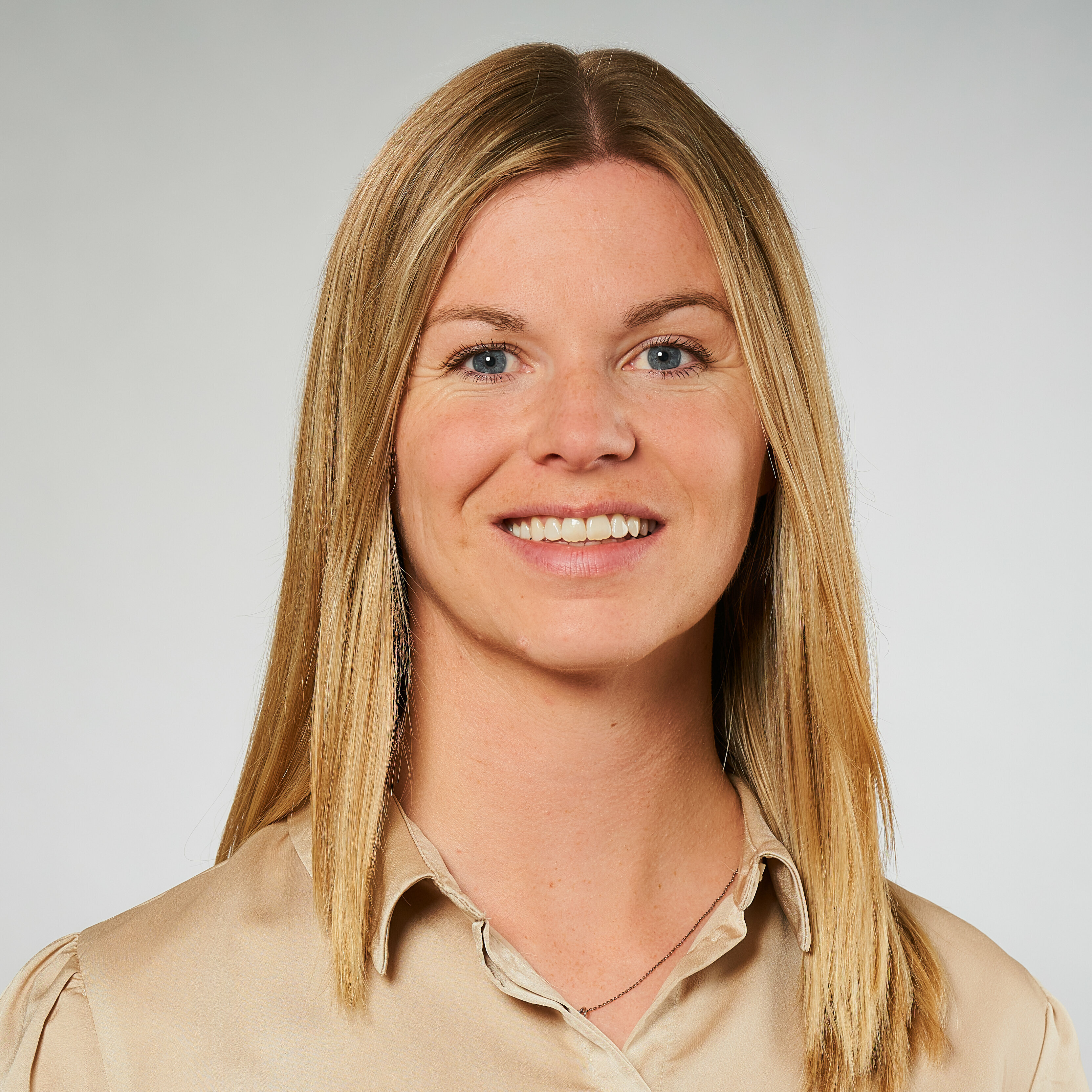 Portrait photograph of Malin Wilckens (photo rights: IEG; photographer: Barbara Mainz)